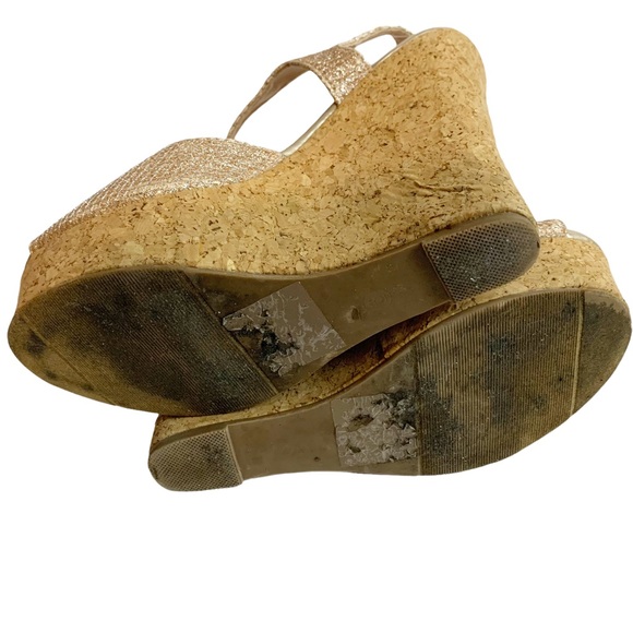 Steve Madden Wedge Cork Metallic Shimmer Strappy Sandal Gold Size 6 - Picture 6 of 7
